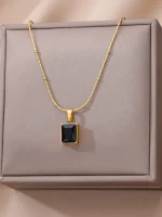 Captivating Zircon Pendant Clavicle Necklace - Image 3