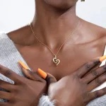 Romantic Elegance: Heart Necklace Expressing 'I Love You' in 100 Languages - Image 2