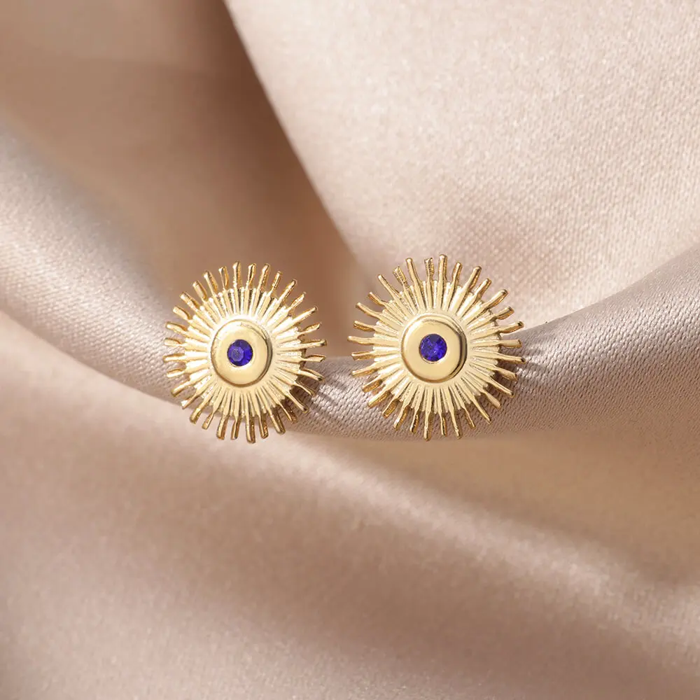 Elevate style: Vintage Sun Earrings, geometric allure for women - Image 2