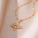 Elevate Your Look: Hollow Knight Necklace with Gold Glamour - Image 3